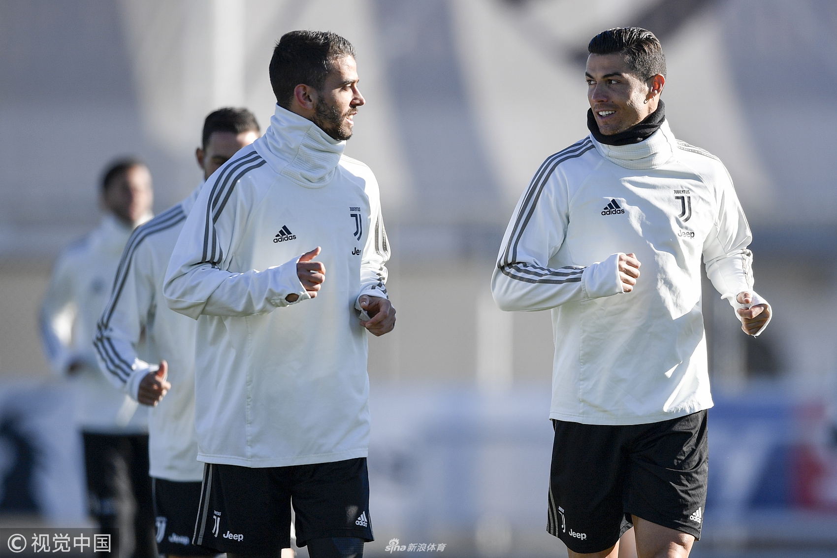 从今晨波尔图备战意大利杯到阿贾克斯迎来里程碑备战意大利杯,集结日浙江队备战法国杯的简单介绍 从今晨波尔图备战意大利杯到阿贾克斯迎来里程碑备战意大利杯,集结日浙江队备战法国杯的简单介绍